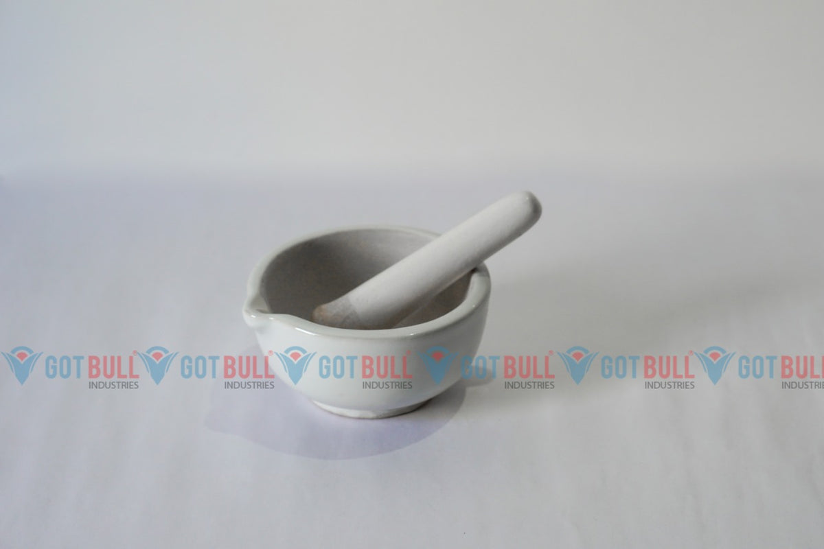 PORCELAIN MORTAL AND PESTAL