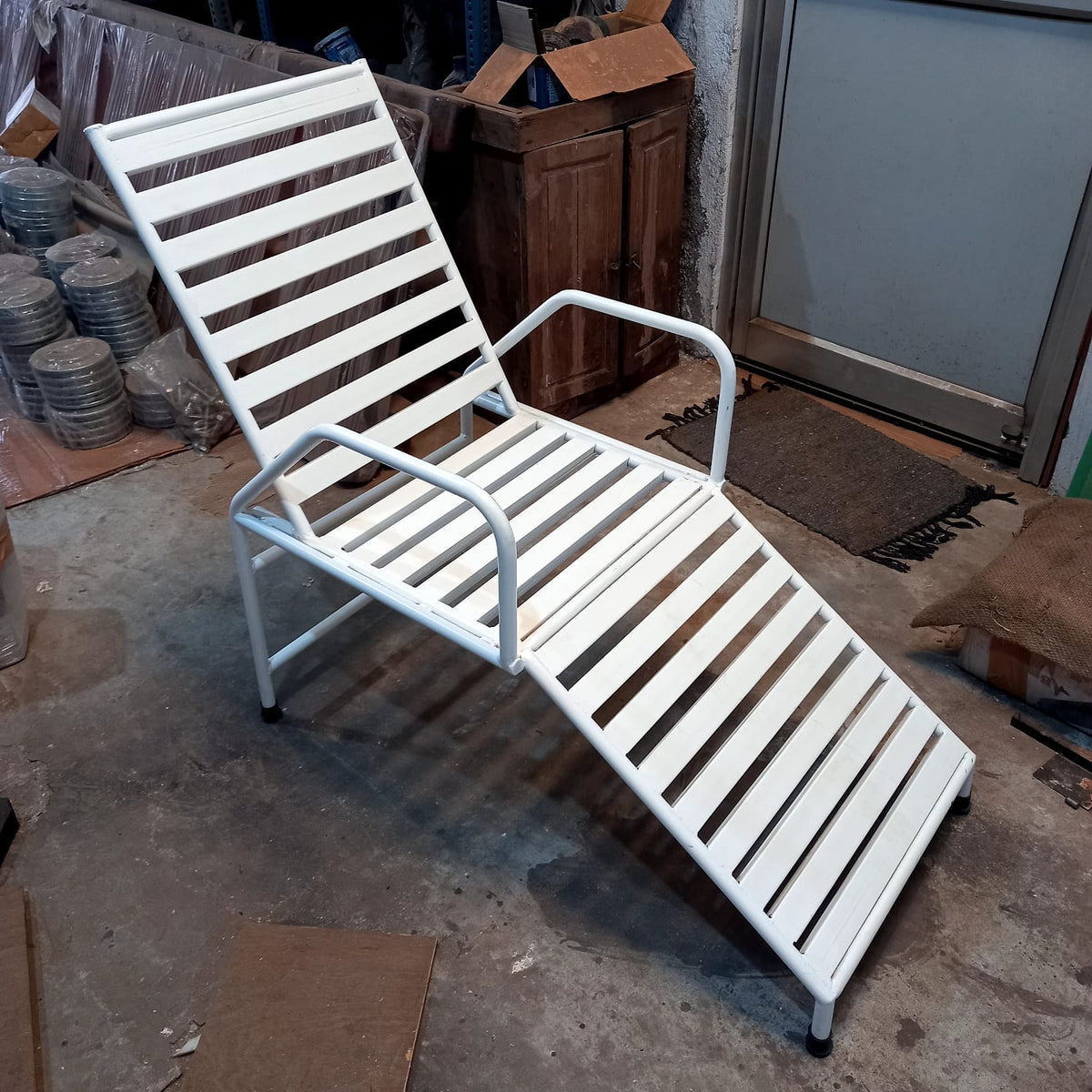 NASYAKARMA CHAIR
