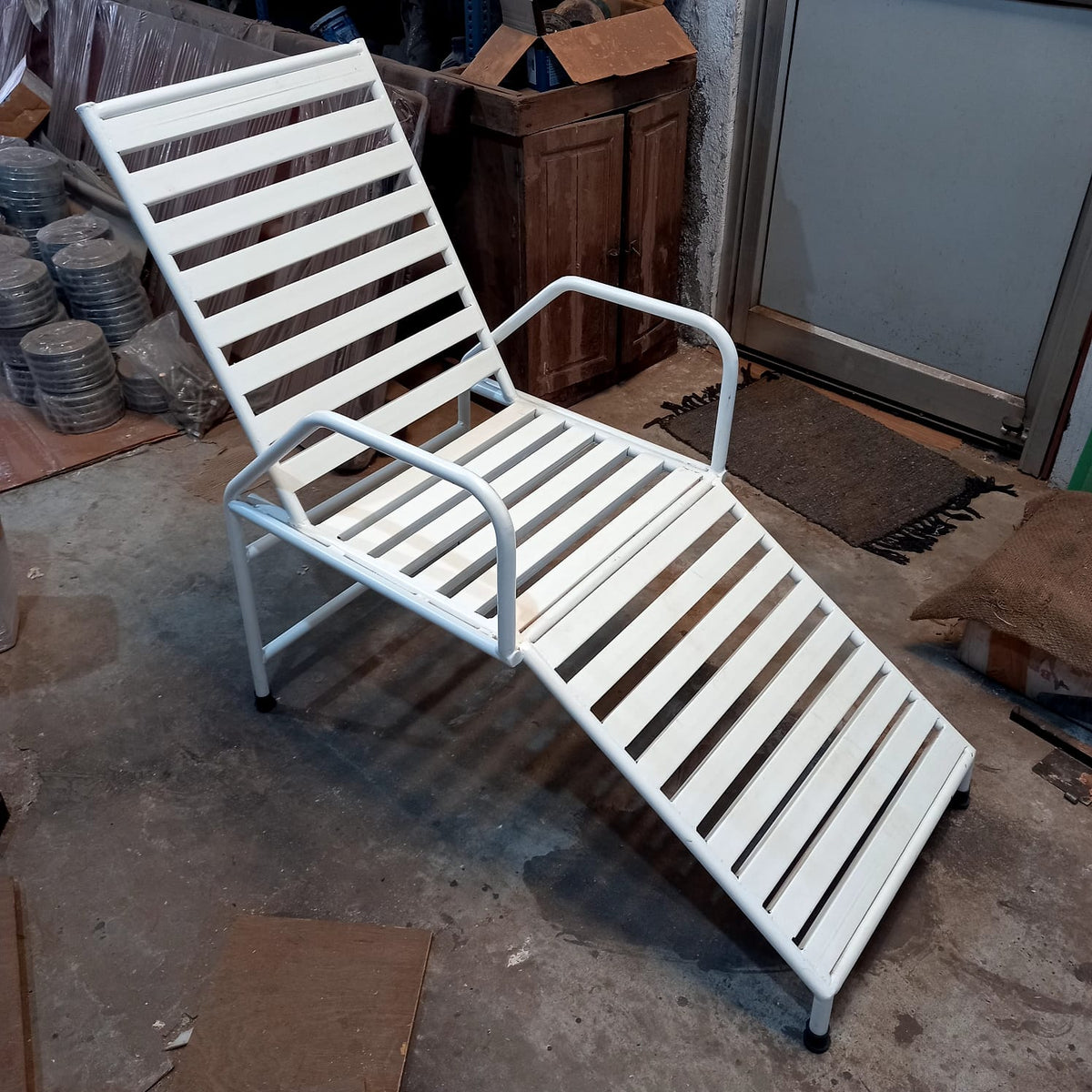 NASYAKARMA CHAIR